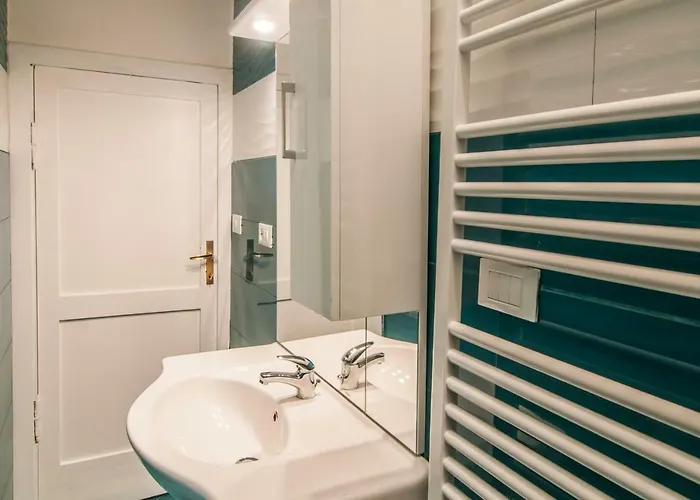 Rent Apartment Rom